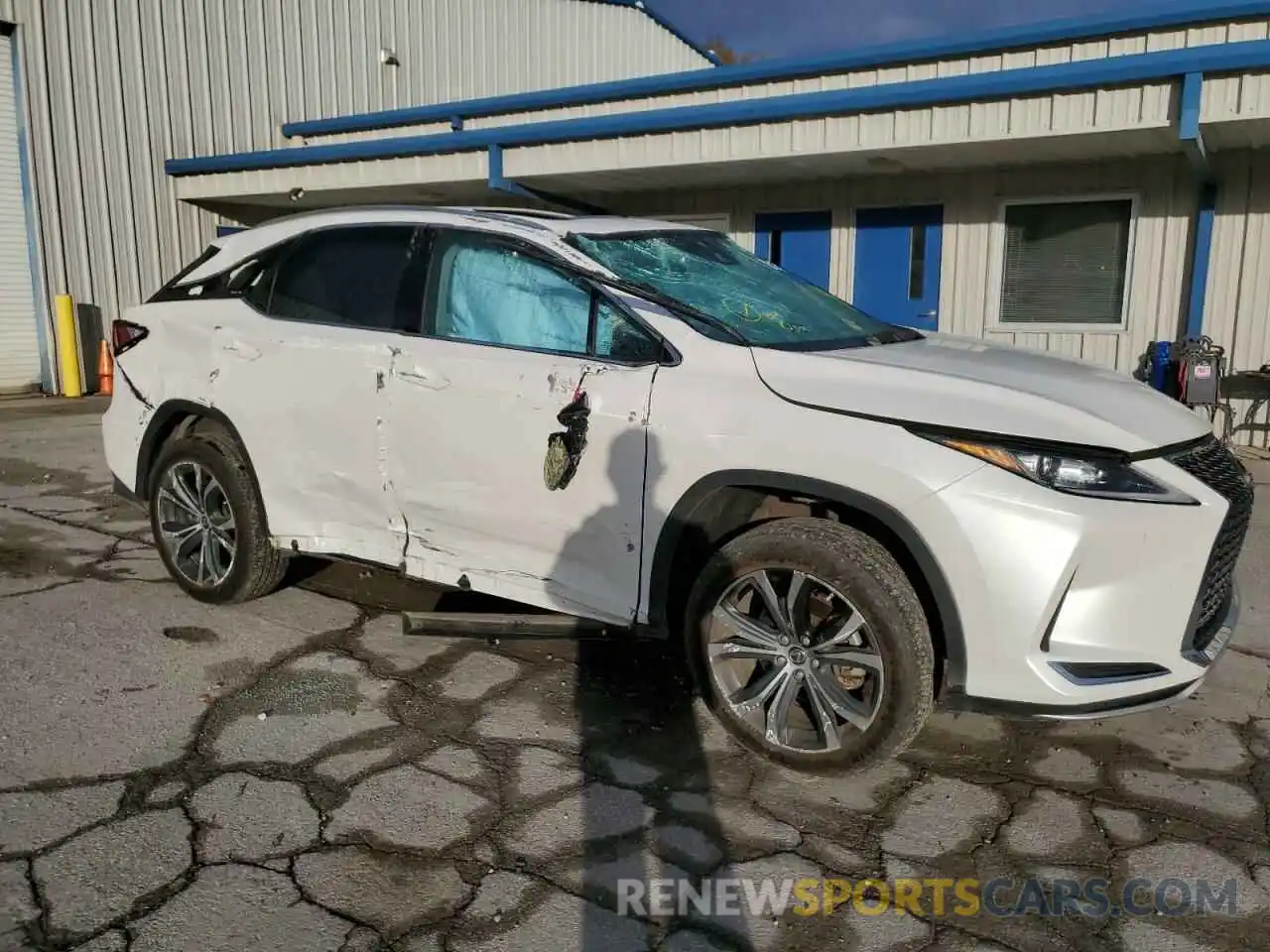 9 Photograph of a damaged car 2T2HZMDA8LC254550 LEXUS RX350 2020