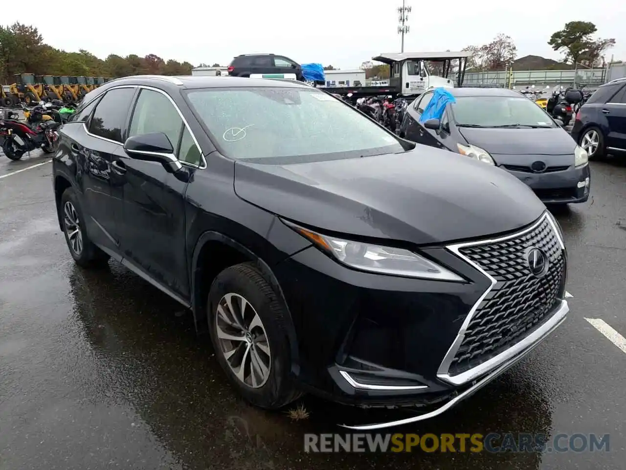 1 Photograph of a damaged car 2T2HZMDA9LC233142 LEXUS RX350 2020