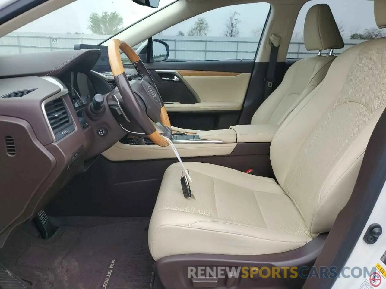 7 Photograph of a damaged car JTJHZKEA4L2015239 LEXUS RX350 2020