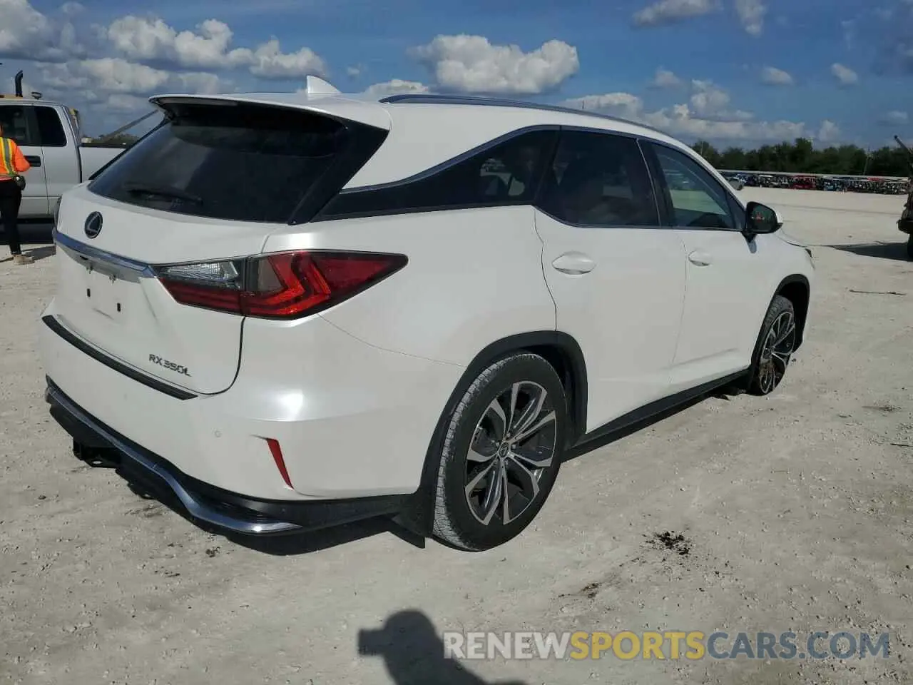 3 Photograph of a damaged car JTJHZKFA3L2021998 LEXUS RX350 2020