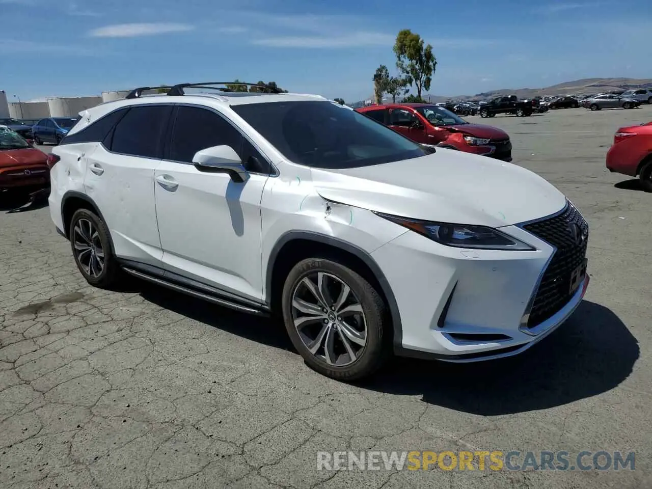 4 Photograph of a damaged car JTJHZKFA4L2024909 LEXUS RX350 2020