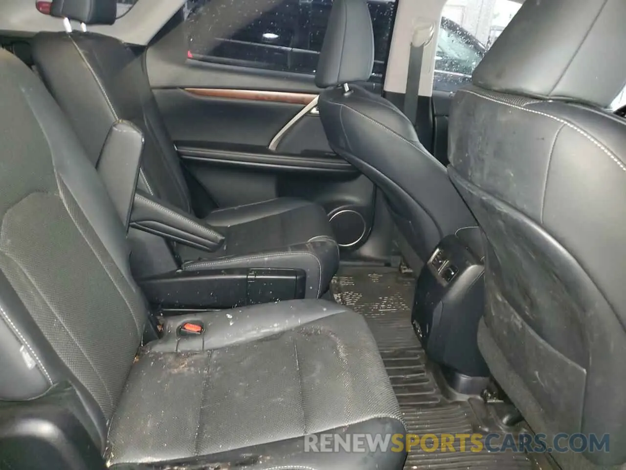 11 Photograph of a damaged car JTJHZKFA5L2021713 LEXUS RX350 2020