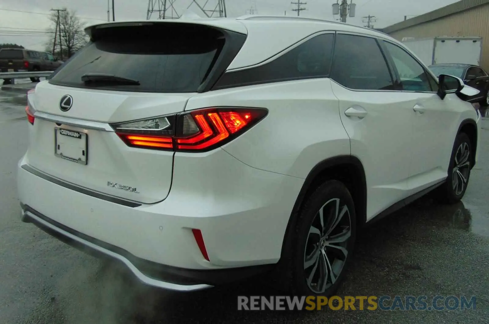 4 Photograph of a damaged car JTJHZKFA6L2023258 LEXUS RX350 2020