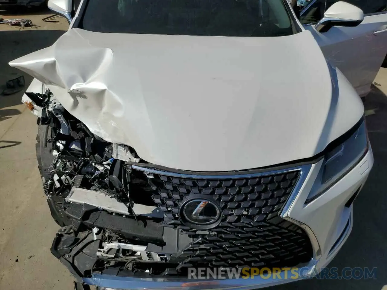 12 Photograph of a damaged car JTJHZKFA7L2025617 LEXUS RX350 2020