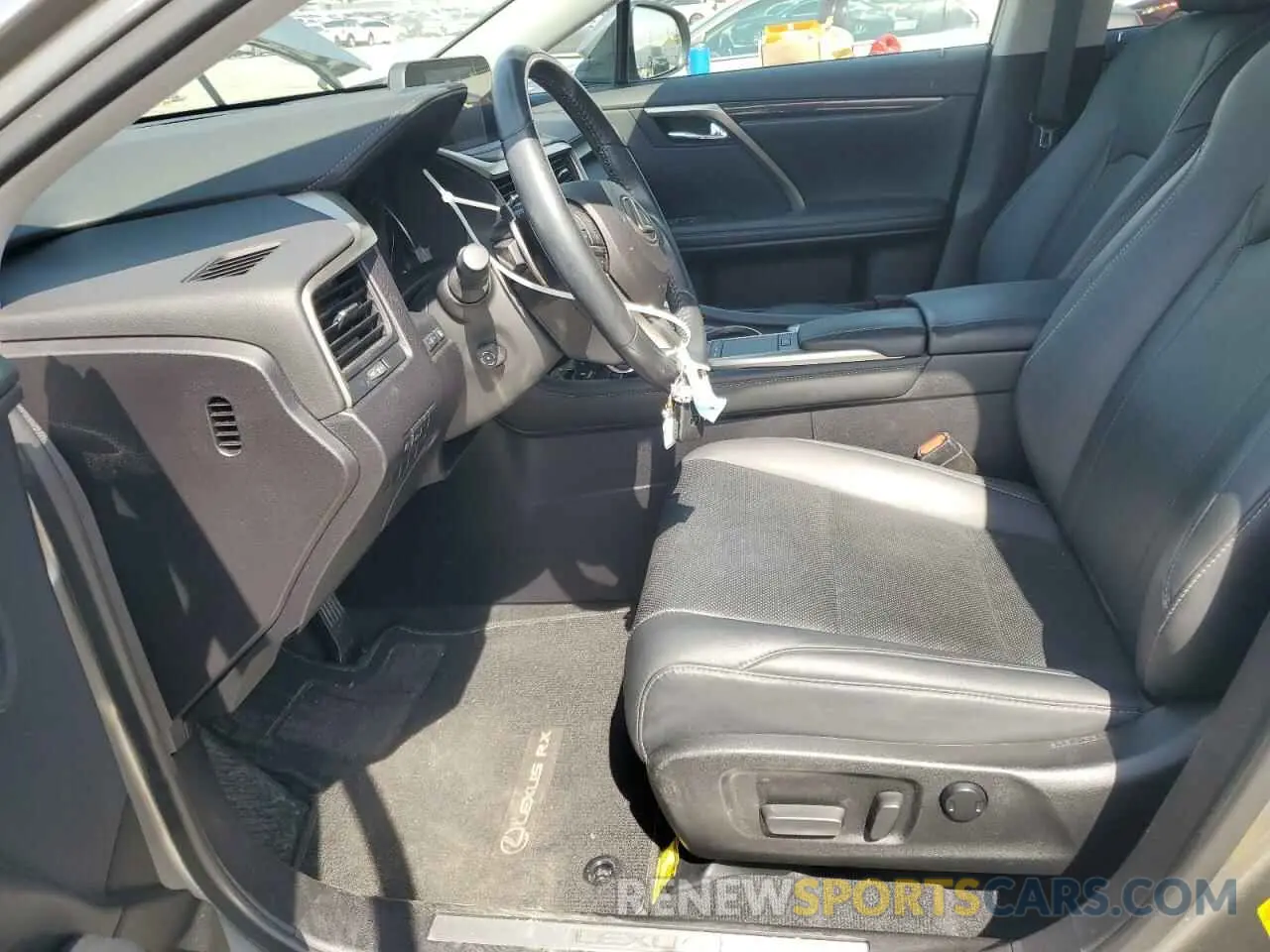 7 Photograph of a damaged car 2T2AZMAA8MC202861 LEXUS RX350 2021