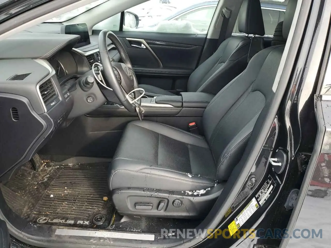 7 Photograph of a damaged car 2T2AZMDA6MC289848 LEXUS RX350 2021