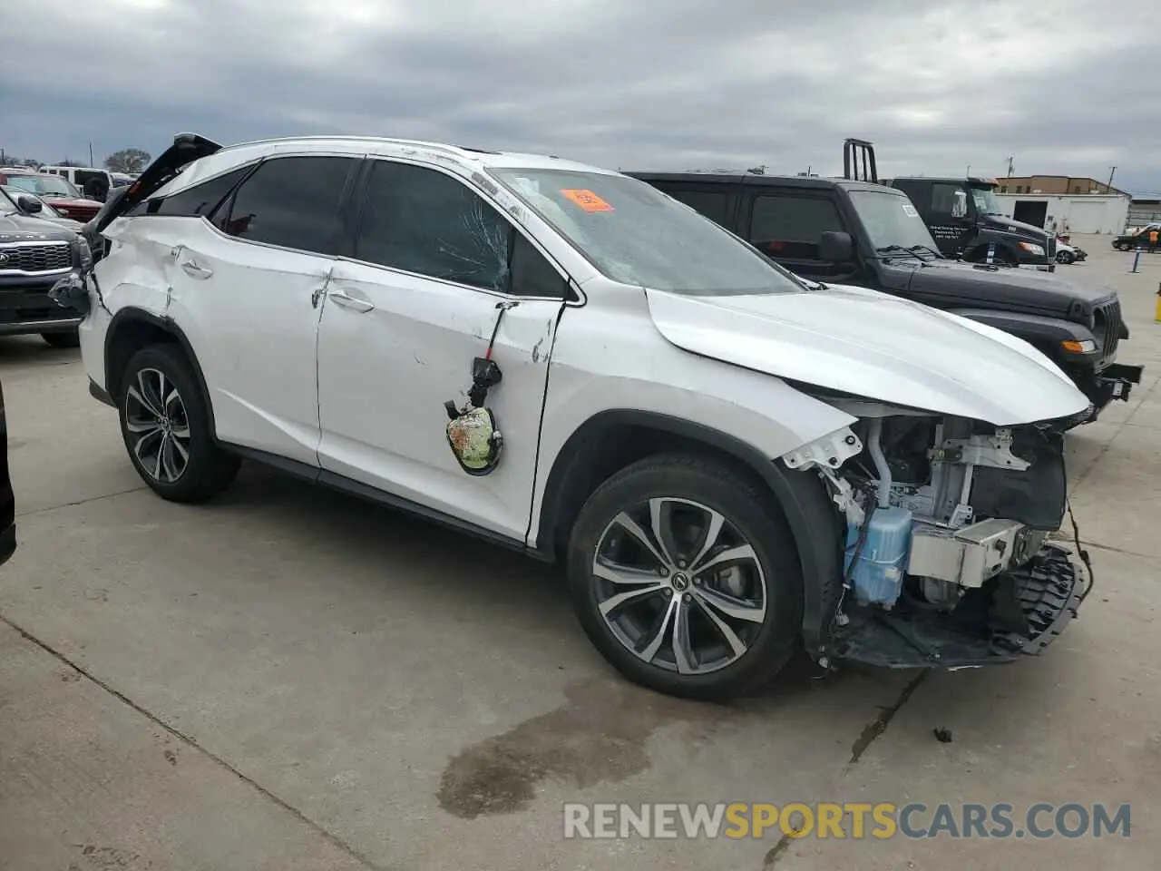 4 Photograph of a damaged car 2T2HZMAA2MC189054 LEXUS RX350 2021