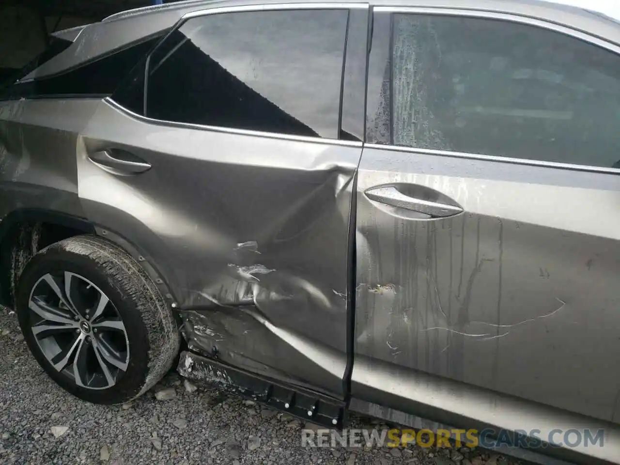 9 Photograph of a damaged car 2T2HZMAA2MC195100 LEXUS RX350 2021