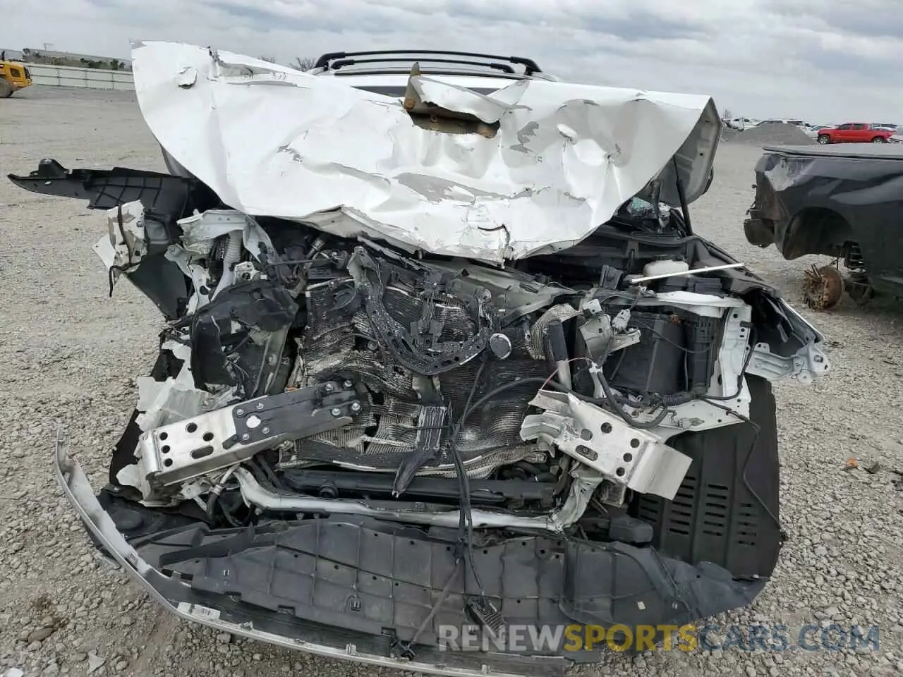 5 Photograph of a damaged car 2T2HZMAA7MC217589 LEXUS RX350 2021