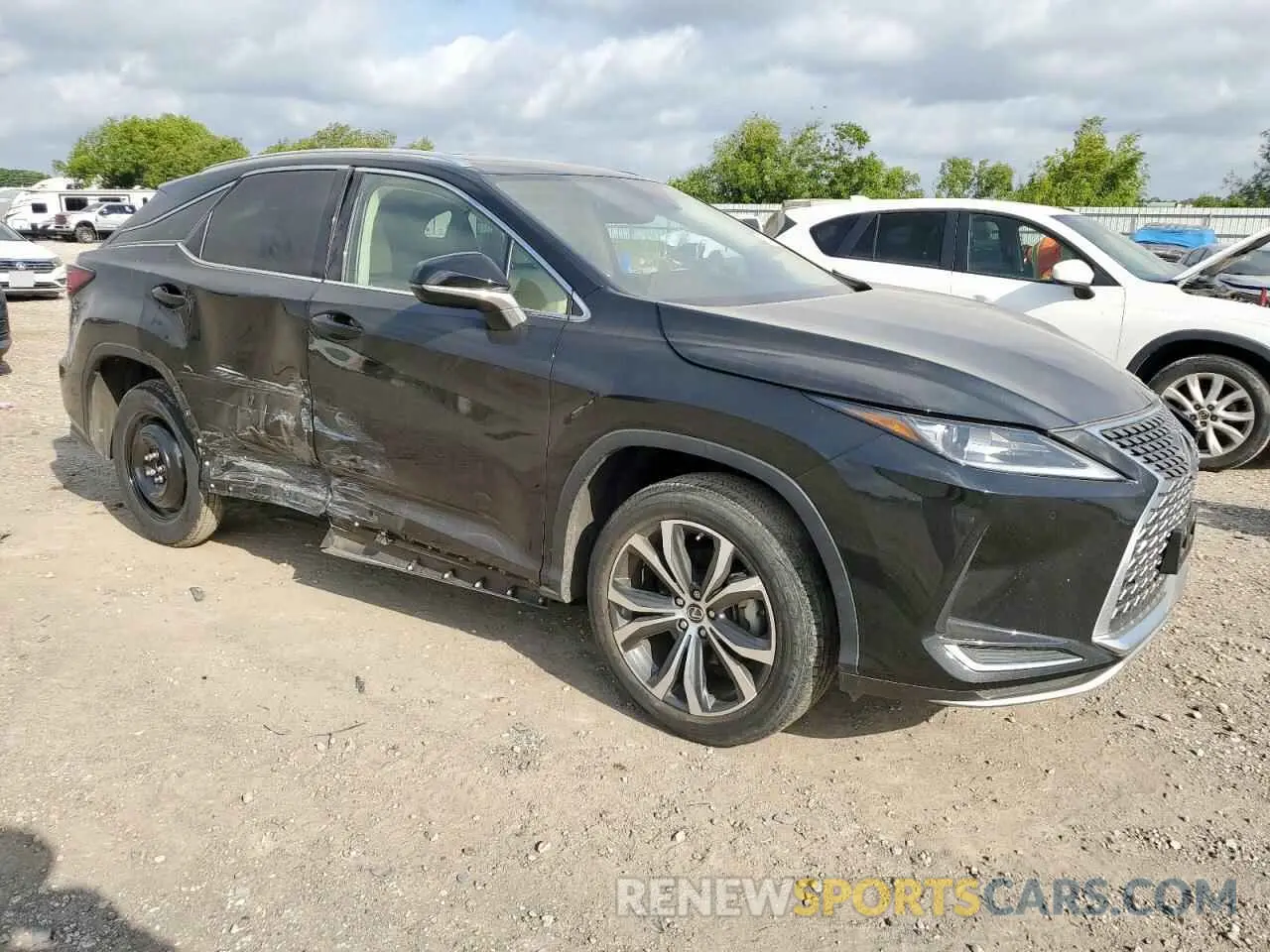 4 Photograph of a damaged car 2T2HZMAAXMC193823 LEXUS RX350 2021