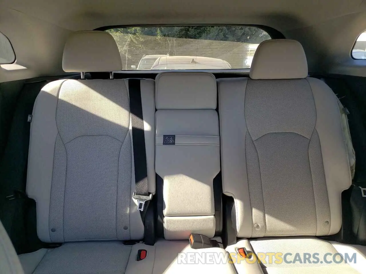 10 Photograph of a damaged car 2T2HZMDA3MC261603 LEXUS RX350 2021