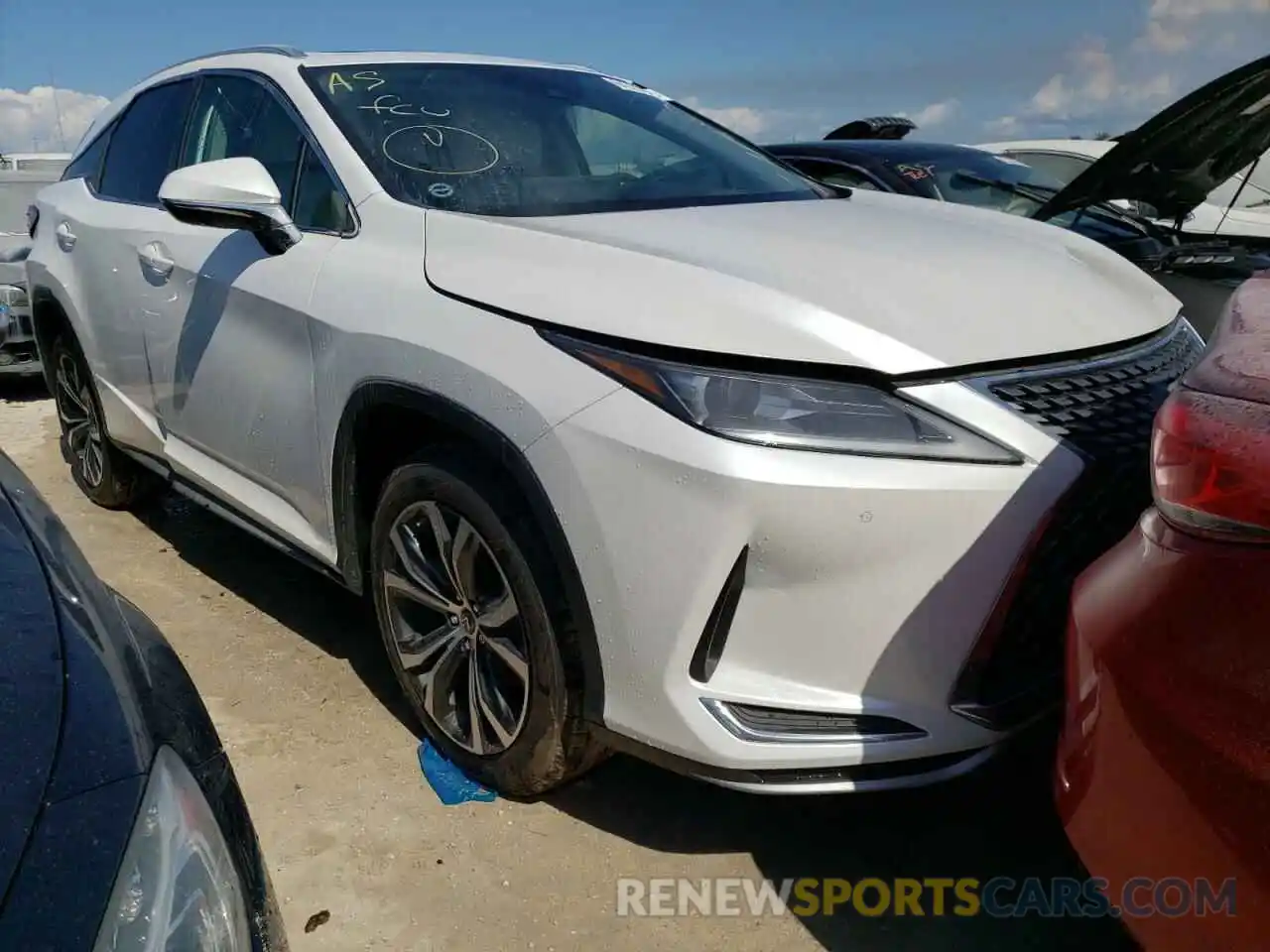 1 Photograph of a damaged car 2T2HZMDA4MC271962 LEXUS RX350 2021