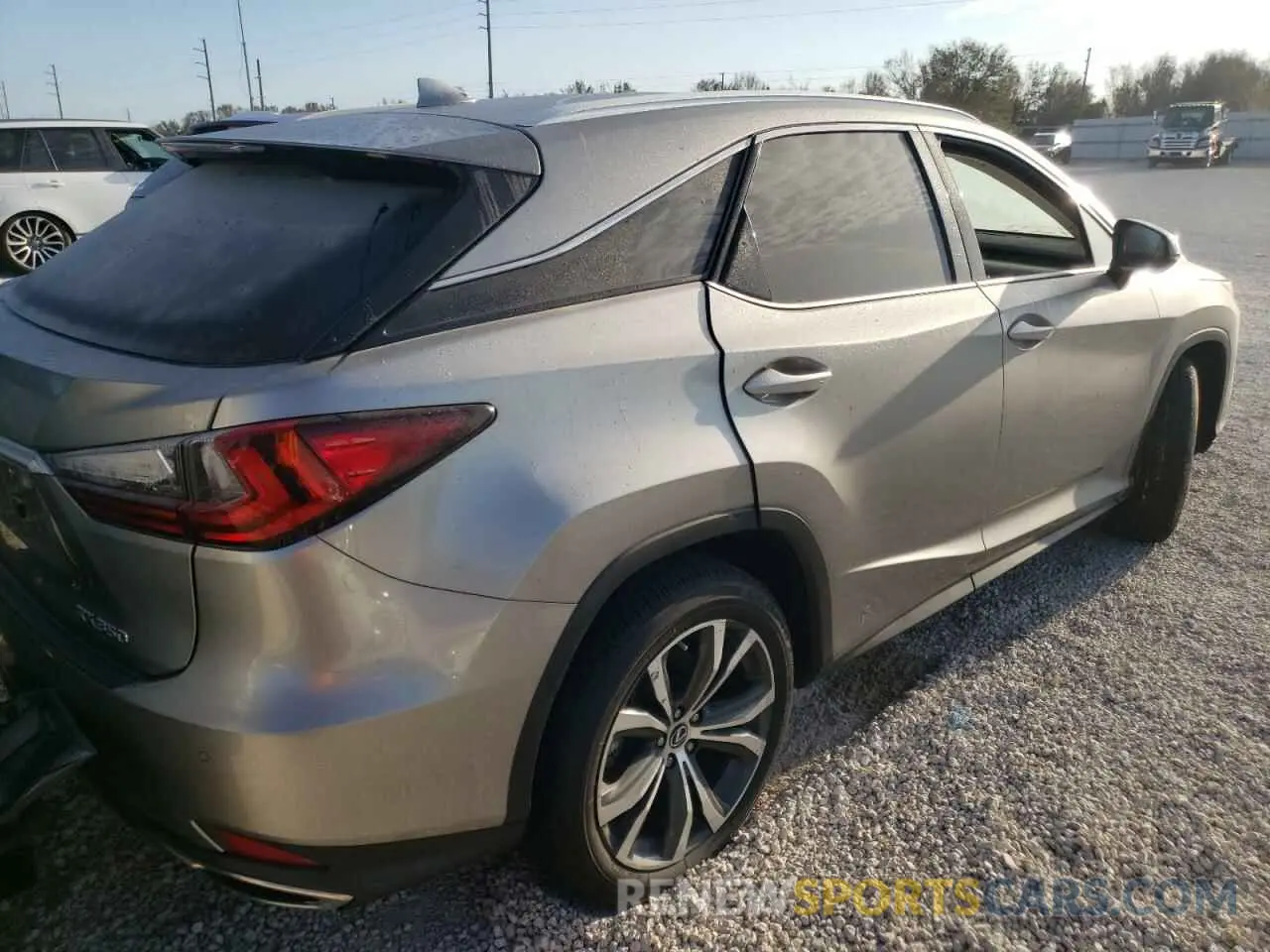 4 Photograph of a damaged car 2T2HZMDA8MC288327 LEXUS RX350 2021
