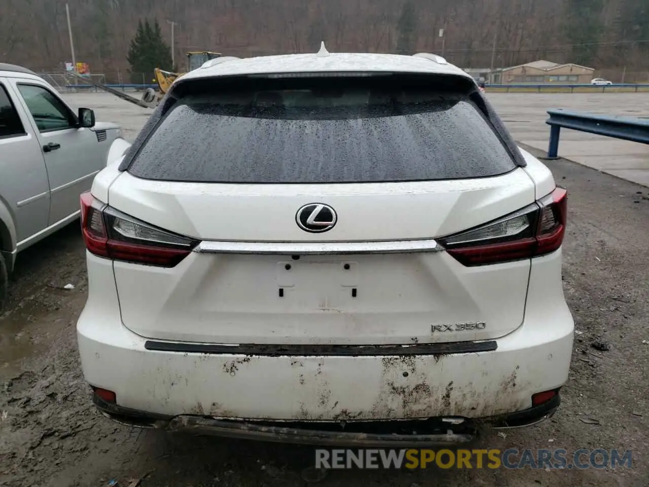 6 Photograph of a damaged car 2T2HZMDAXMC271609 LEXUS RX350 2021