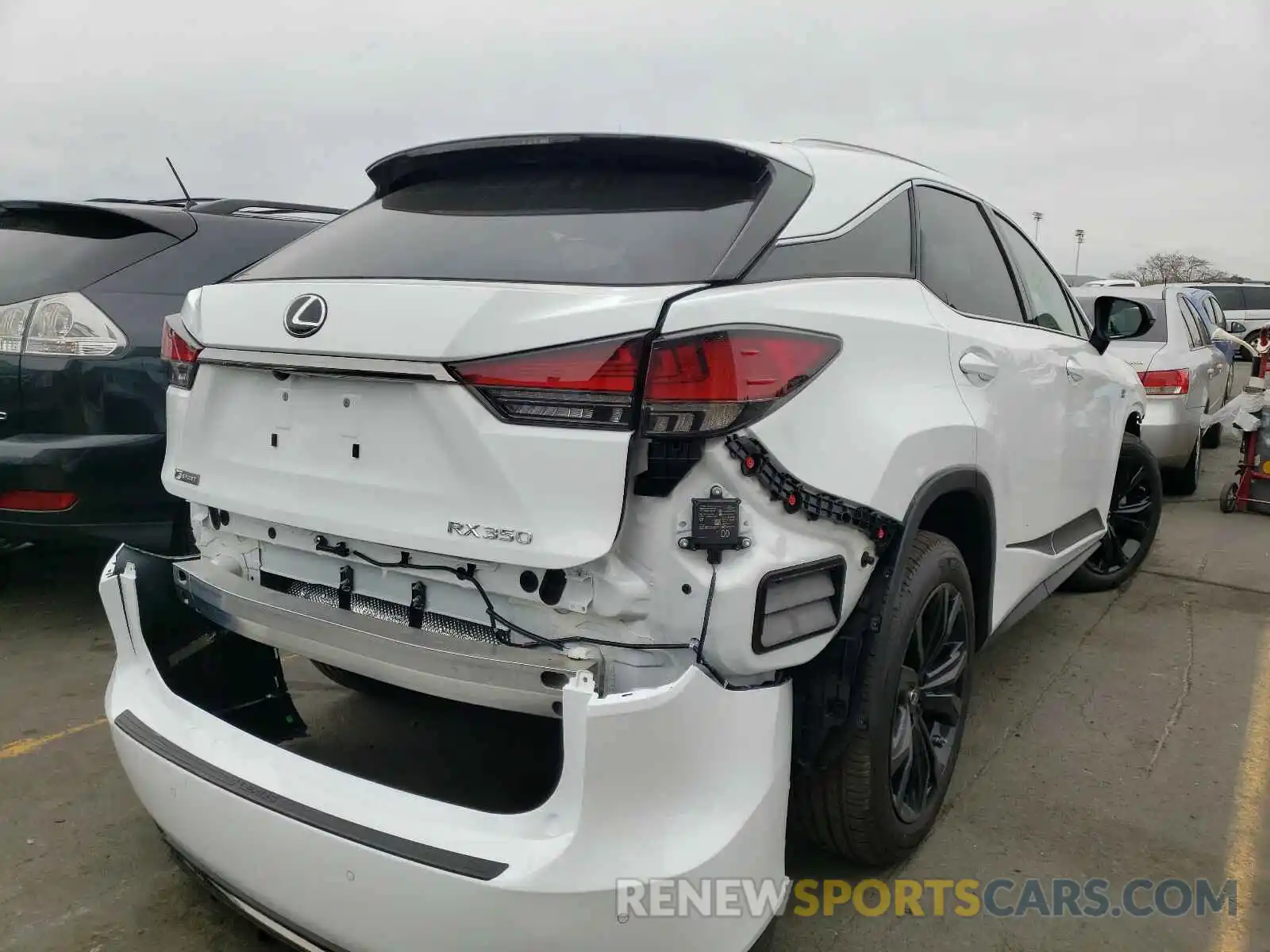 4 Photograph of a damaged car 2T2SZMDA5MC272804 LEXUS RX350 2021