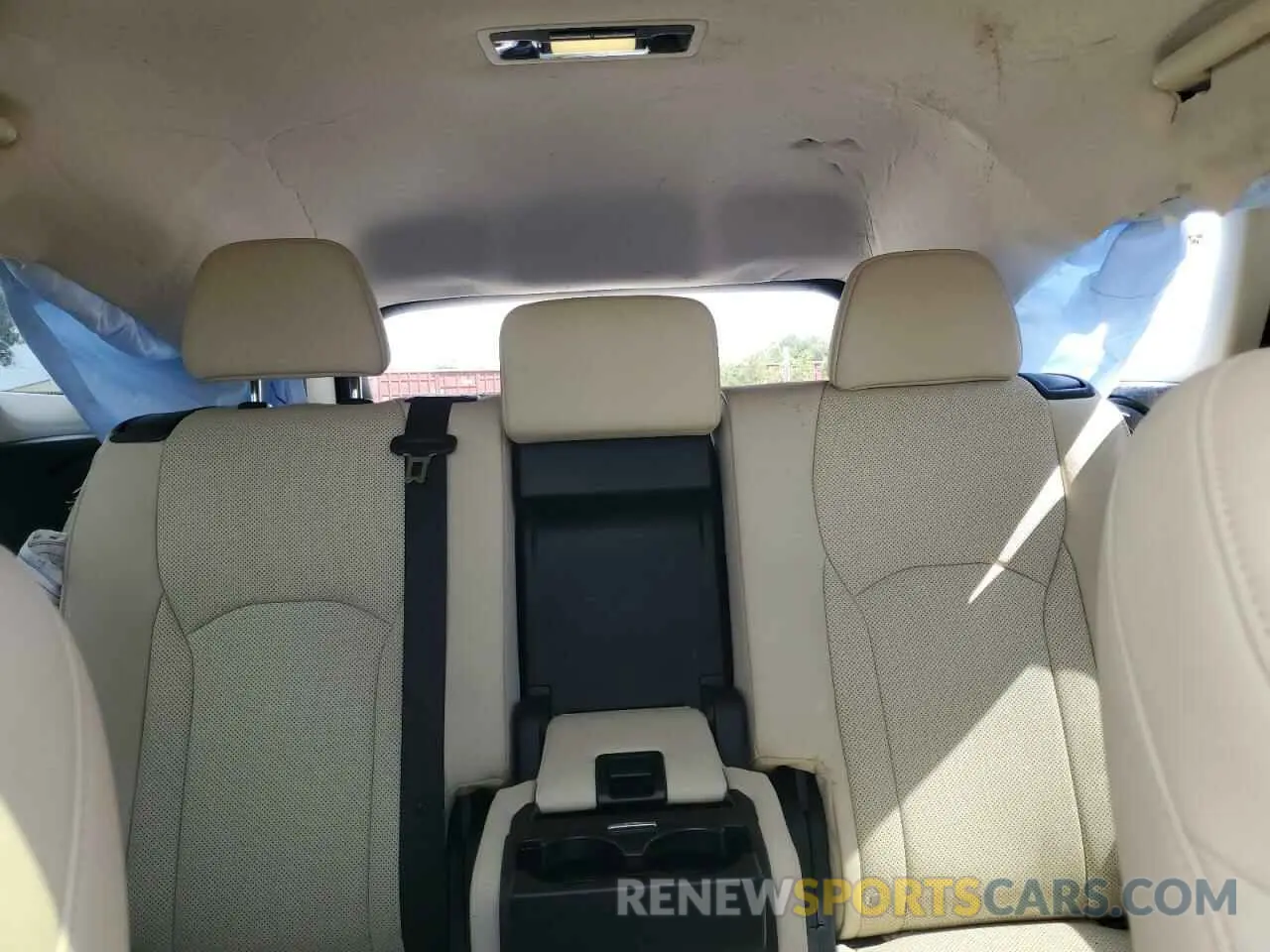 10 Photograph of a damaged car JTJHZKEA2M2022627 LEXUS RX350 2021