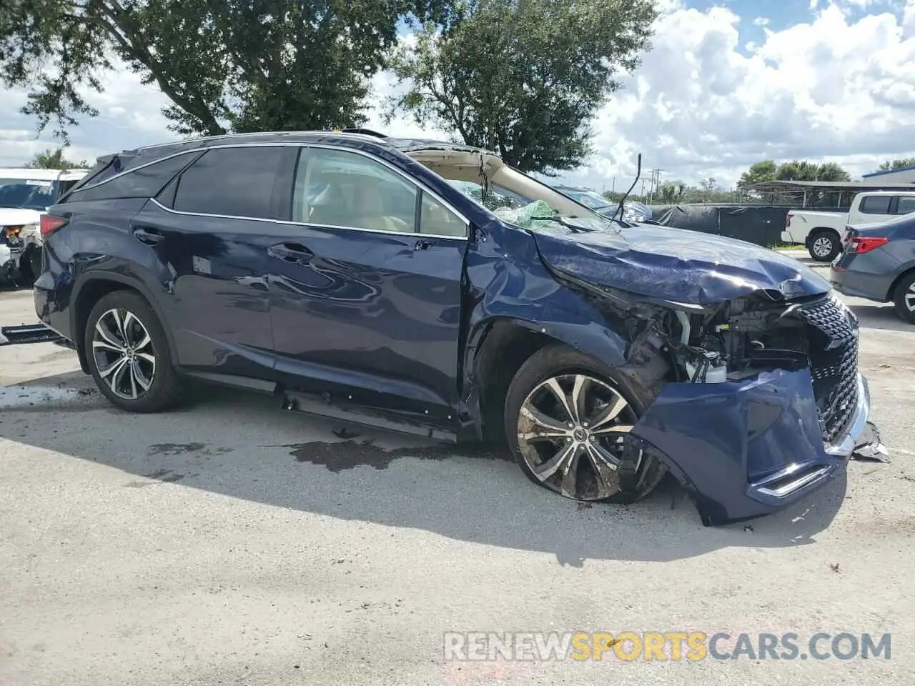 4 Photograph of a damaged car JTJHZKEA2M2022627 LEXUS RX350 2021