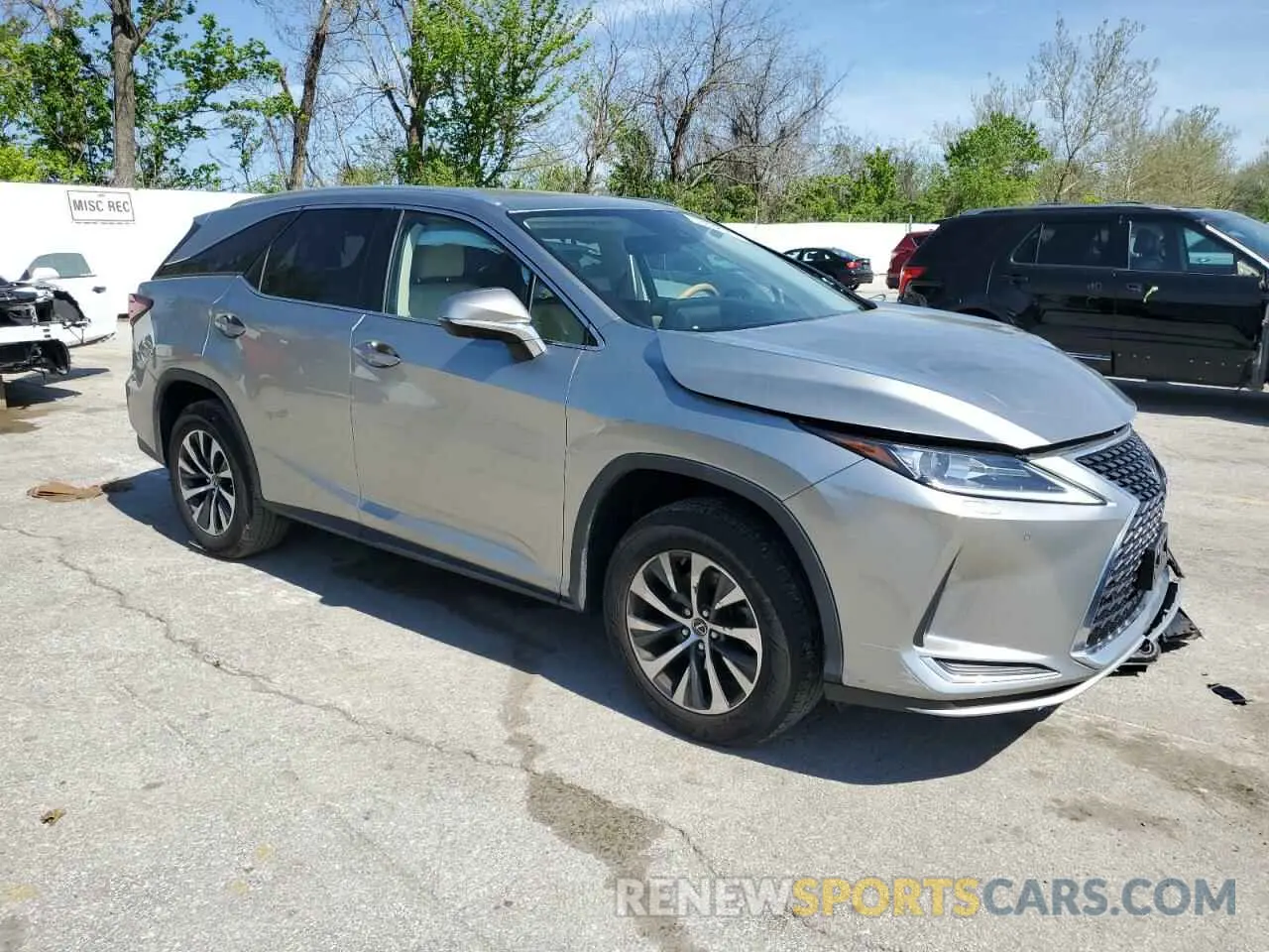 4 Photograph of a damaged car JTJHZKFA2M2030340 LEXUS RX350 2021
