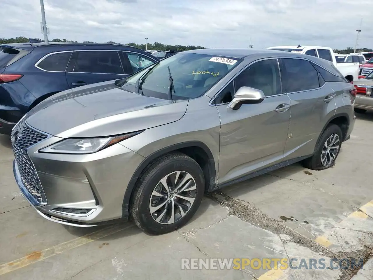 1 Photograph of a damaged car 2T2AZMAA0NC222748 LEXUS RX350 2022