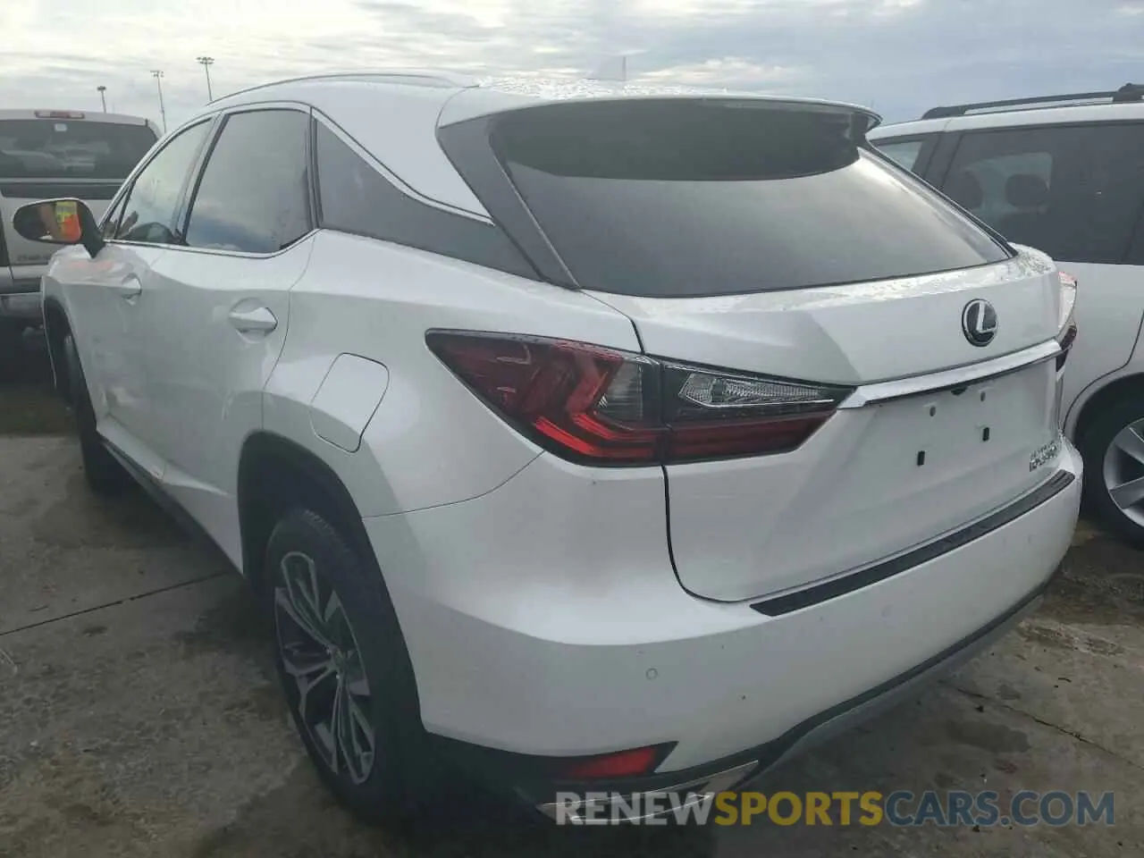 3 Photograph of a damaged car 2T2HZMAA0NC254694 LEXUS RX350 2022