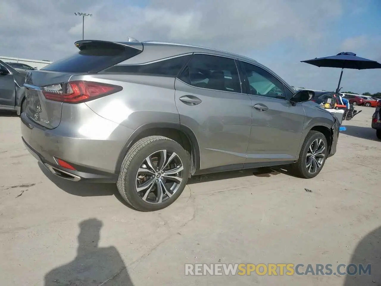 3 Photograph of a damaged car 2T2HZMAA1NC242585 LEXUS RX350 2022