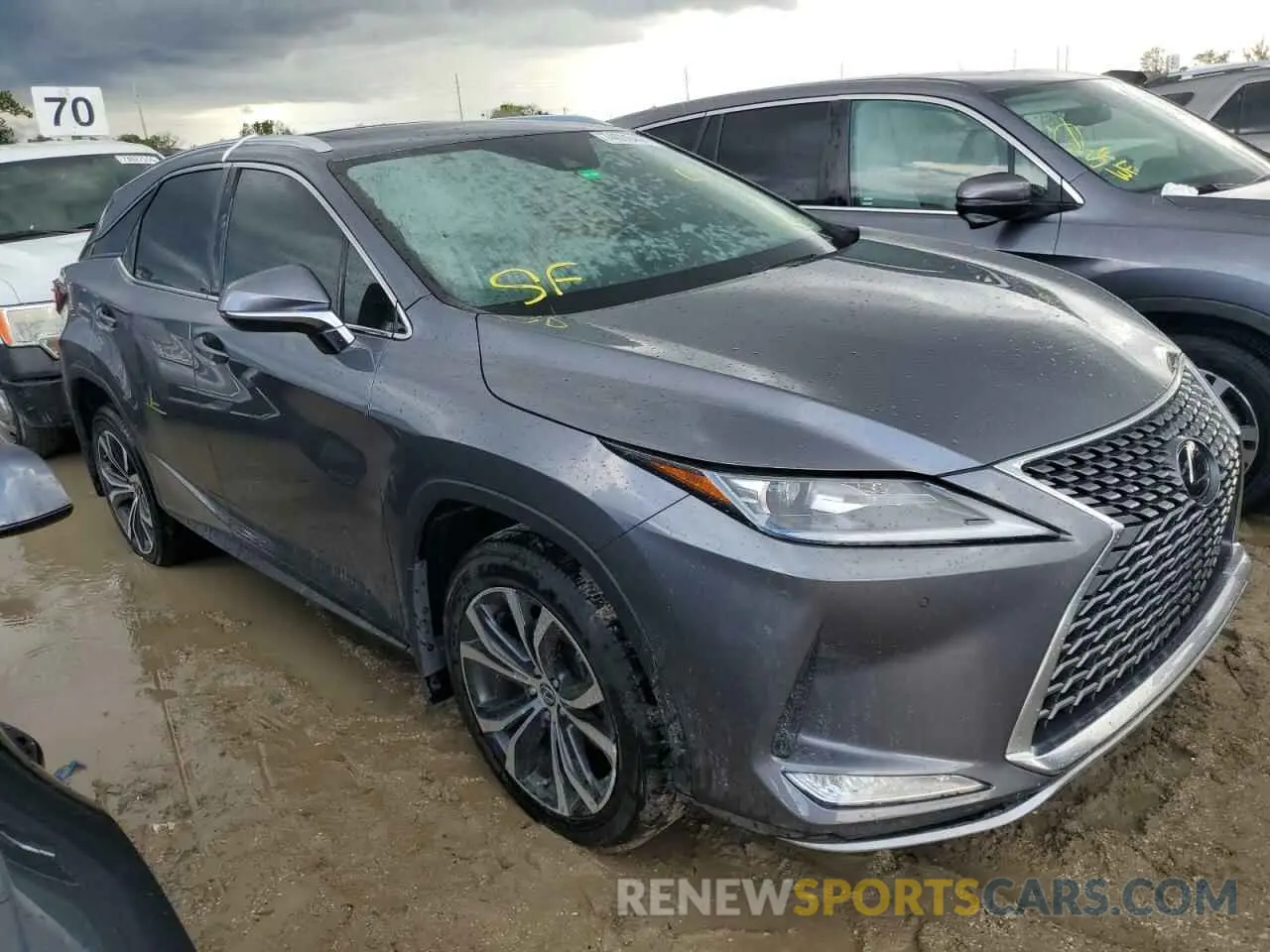 4 Photograph of a damaged car 2T2HZMAA6NC231307 LEXUS RX350 2022