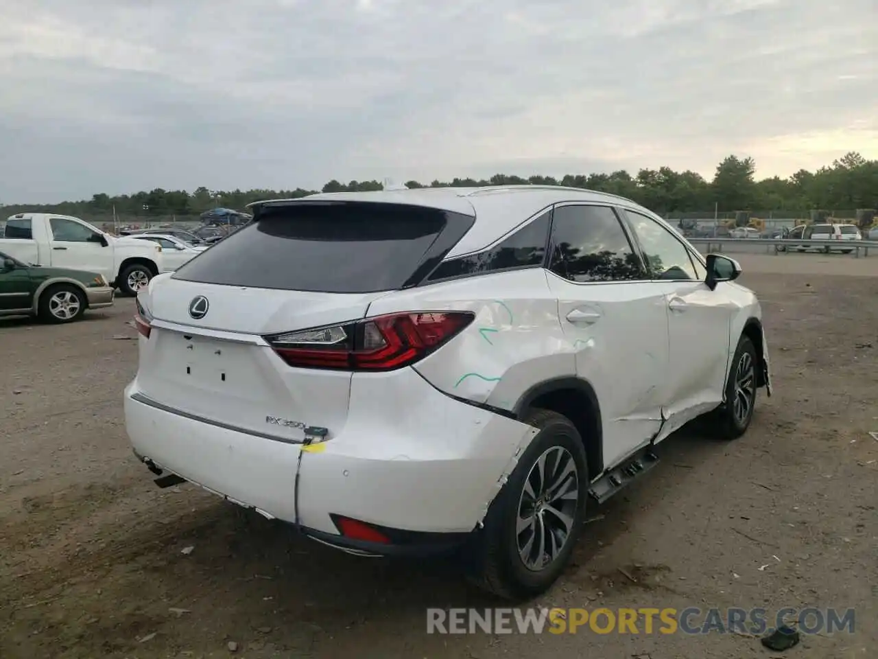 4 Photograph of a damaged car 2T2HZMDA0NC355696 LEXUS RX350 2022