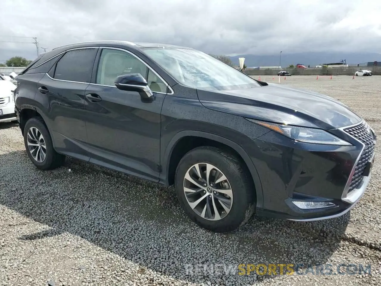 4 Photograph of a damaged car 2T2HZMDA3NC338357 LEXUS RX350 2022