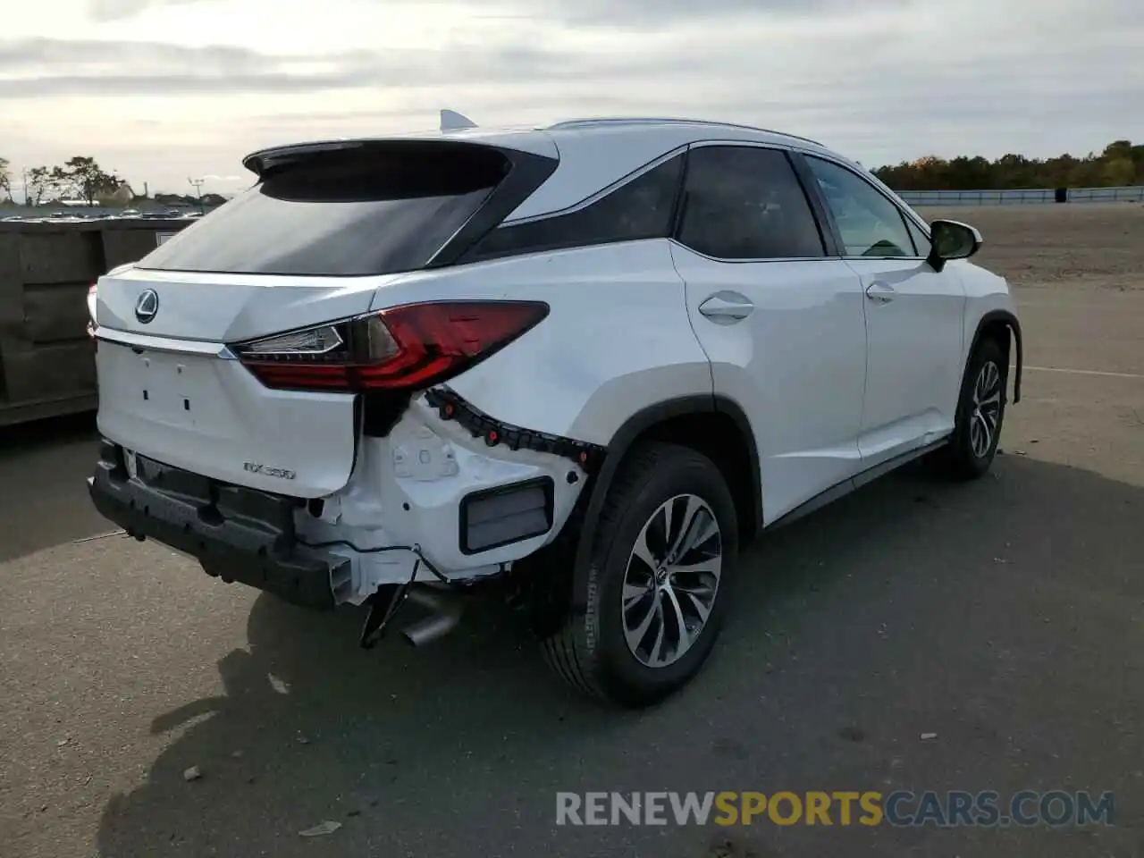 4 Photograph of a damaged car 2T2HZMDA4NC345897 LEXUS RX350 2022