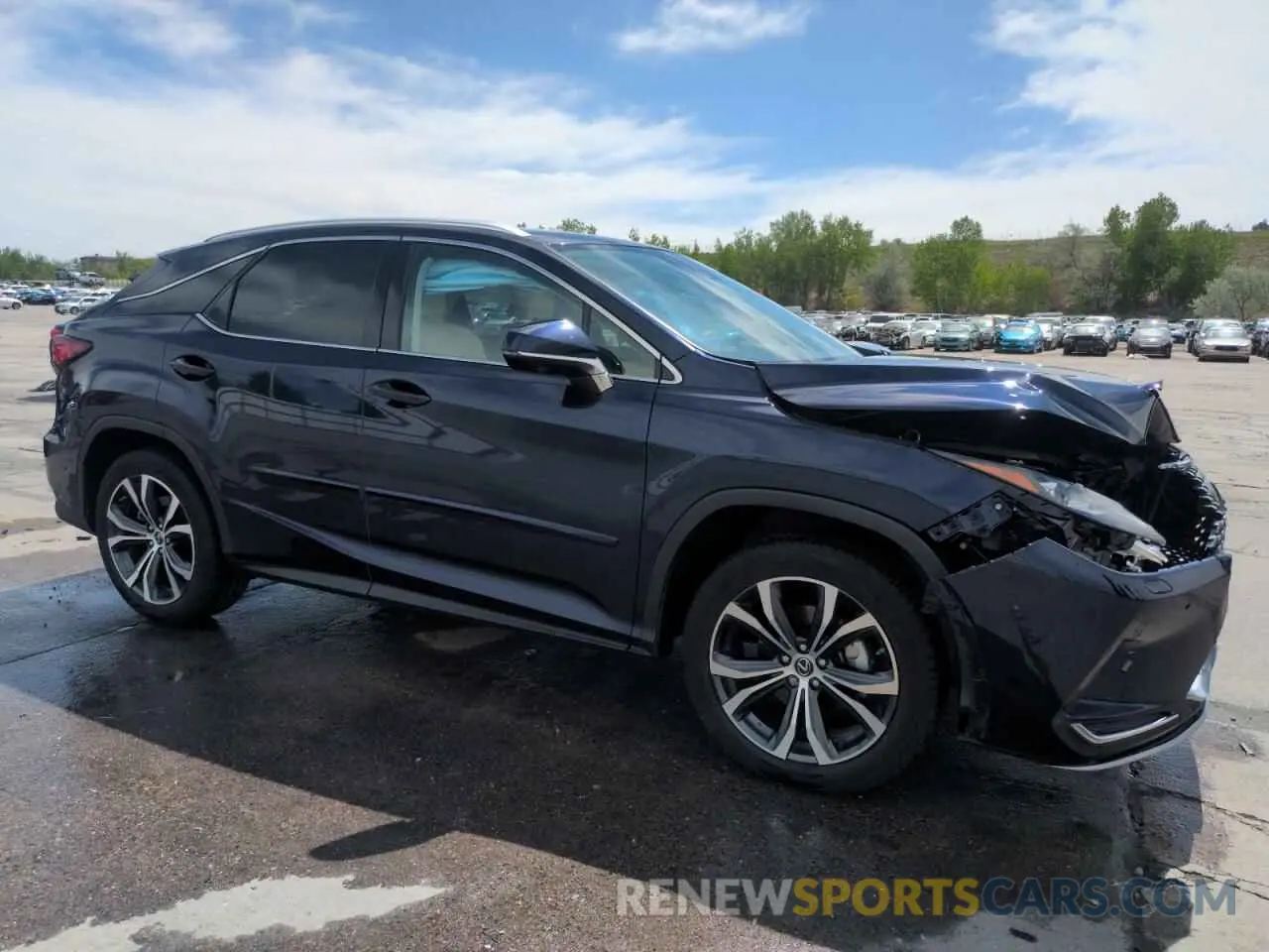 4 Photograph of a damaged car 2T2HZMDA5NC335640 LEXUS RX350 2022