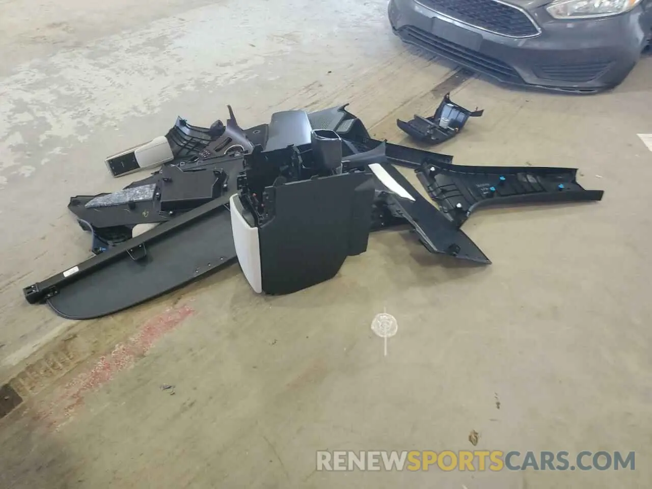 13 Photograph of a damaged car 2T2HZMDA7NC328902 LEXUS RX350 2022
