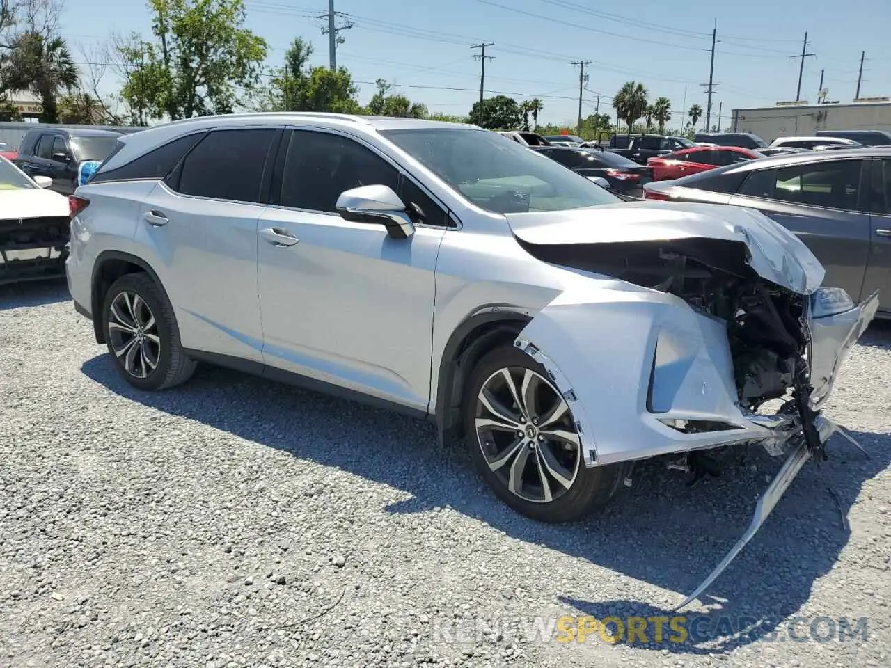4 Photograph of a damaged car JTJHZKEA8N2023668 LEXUS RX350 2022