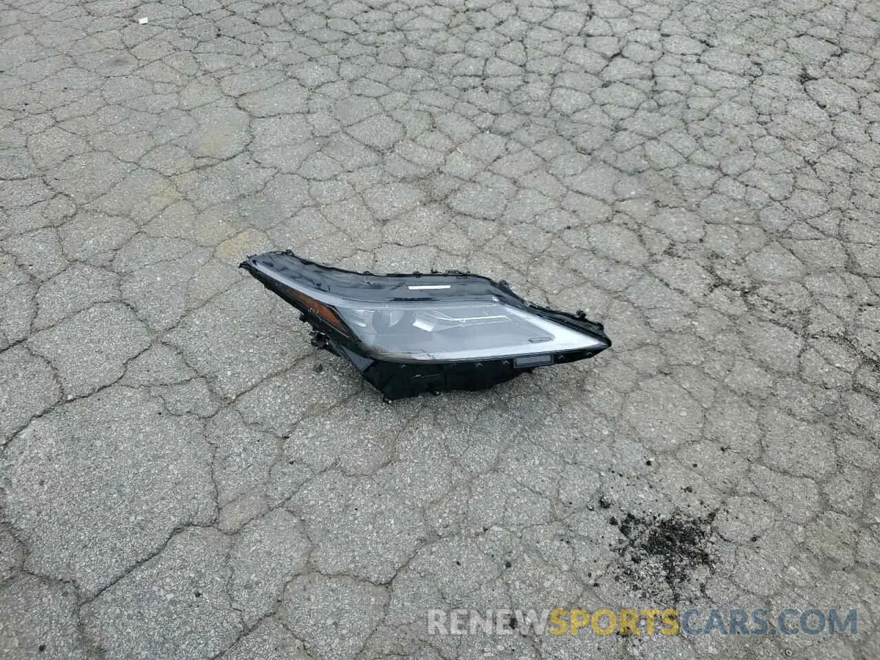 13 Photograph of a damaged car JTJHZKEAXN2024238 LEXUS RX350 2022