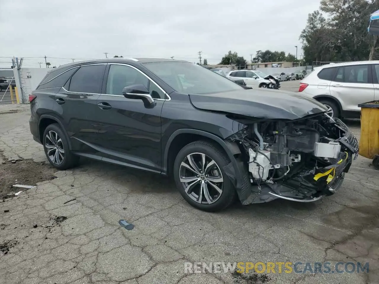 4 Photograph of a damaged car JTJHZKEAXN2024238 LEXUS RX350 2022