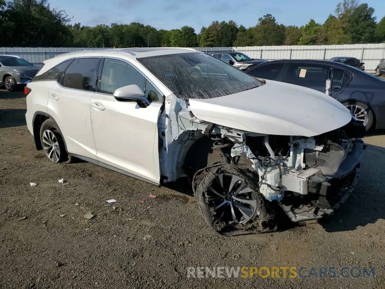 4 Photograph of a damaged car JTJHZKFA4N2039526 LEXUS RX350 2022