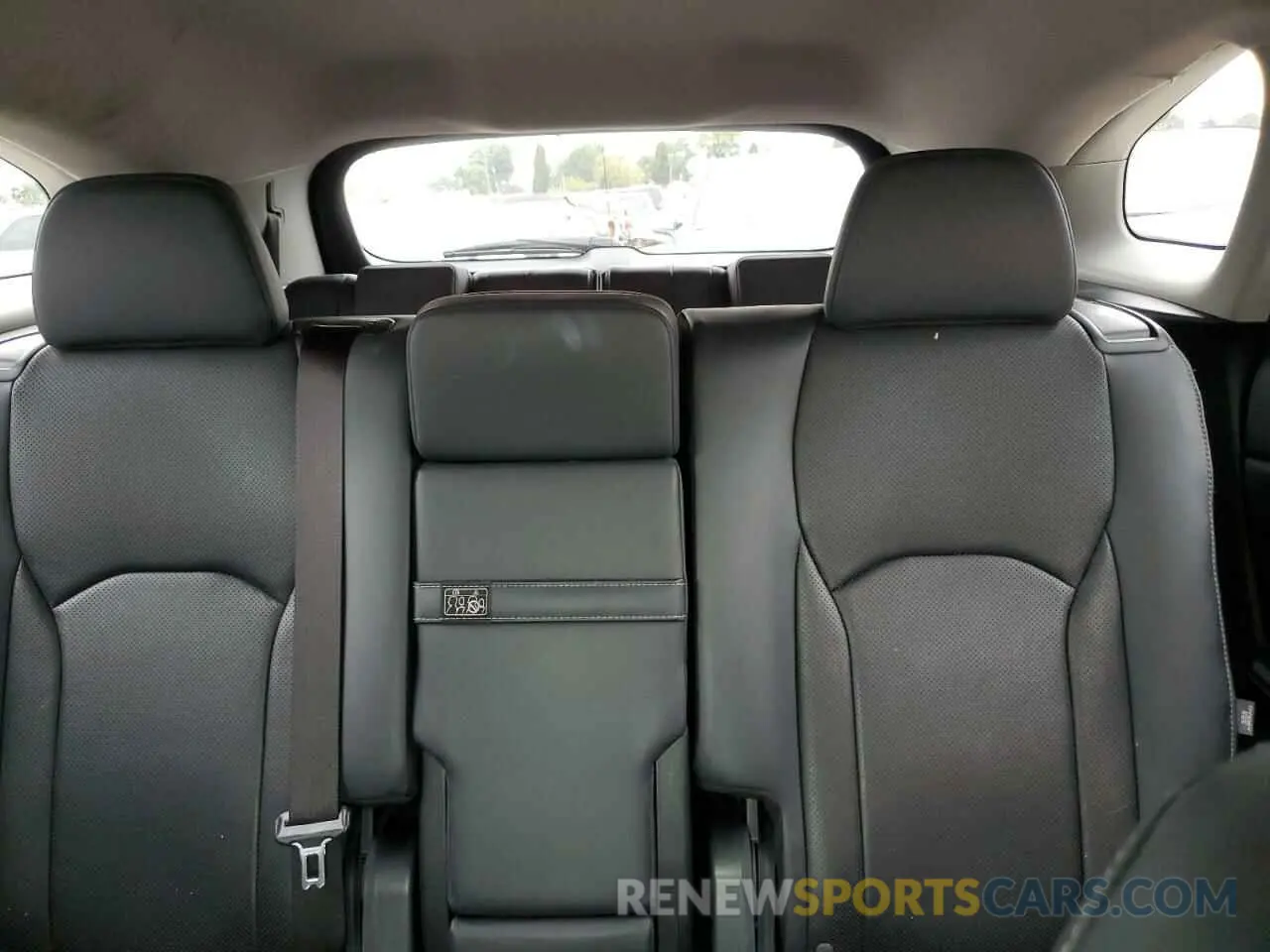 10 Photograph of a damaged car JTJHZKFA8N2038704 LEXUS RX350 2022