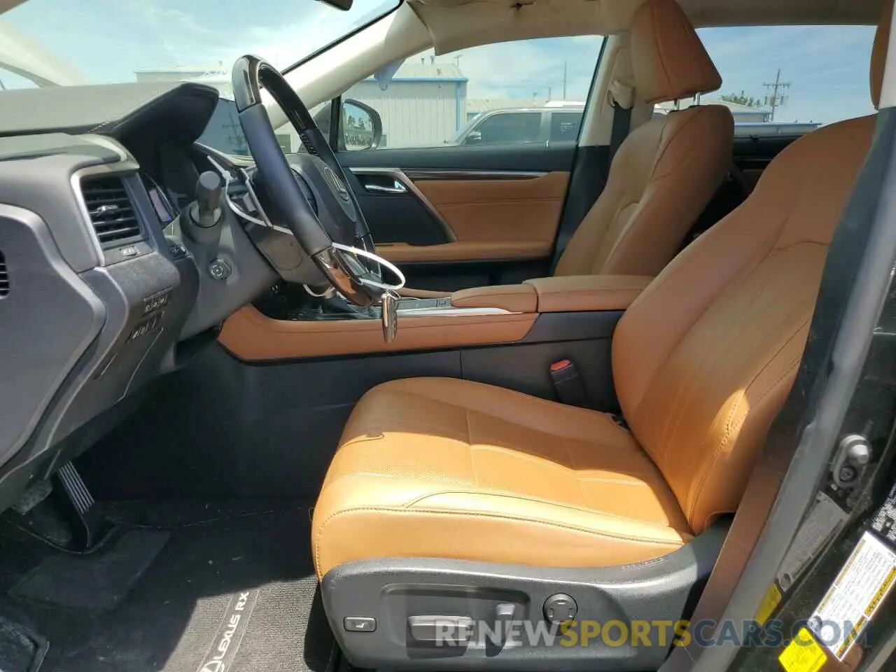 7 Photograph of a damaged car JTJJZKFA7N2043099 LEXUS RX350 2022