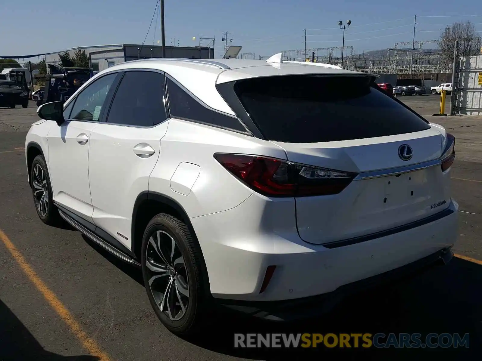 3 Photograph of a damaged car 2T2BGMCA0KC031074 LEXUS RX450 2019