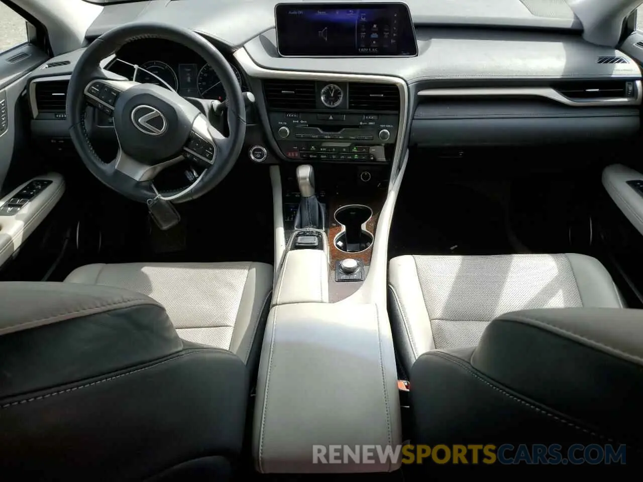 8 Photograph of a damaged car 2T2BGMCA0KC032659 LEXUS RX450 2019