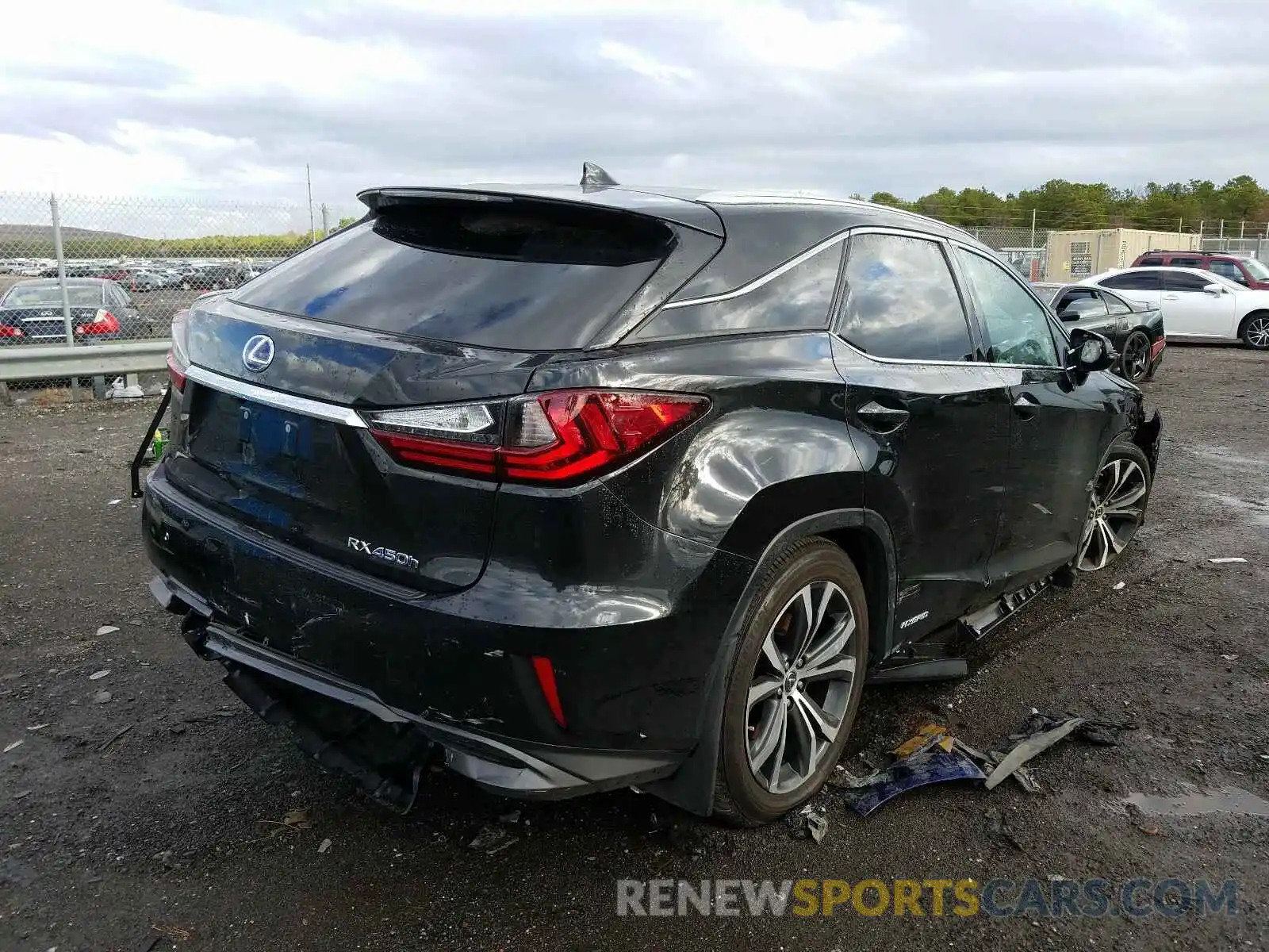 4 Photograph of a damaged car 2T2BGMCA0KC039787 LEXUS RX450 2019