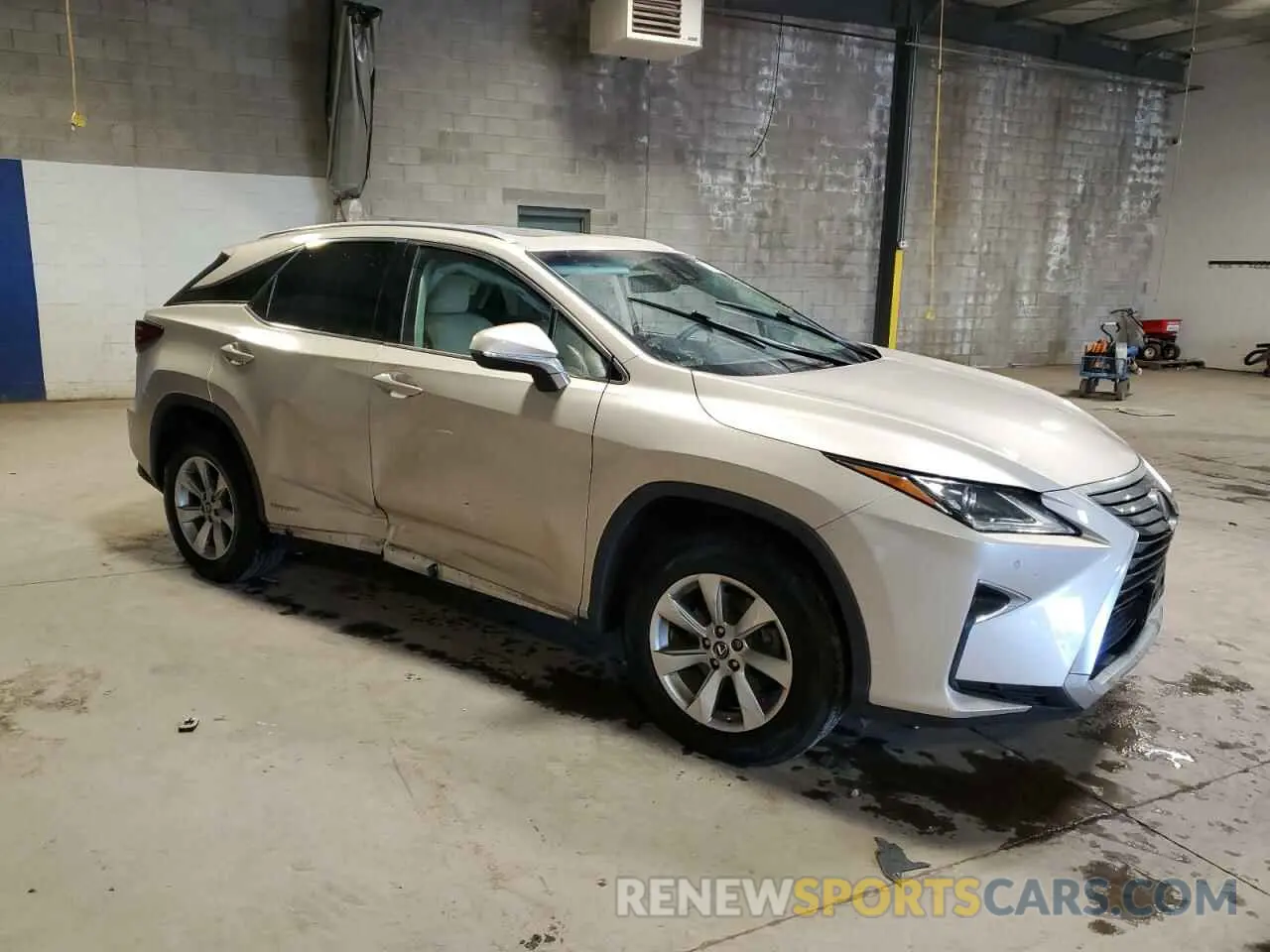 4 Photograph of a damaged car 2T2BGMCA2KC031397 LEXUS RX450 2019