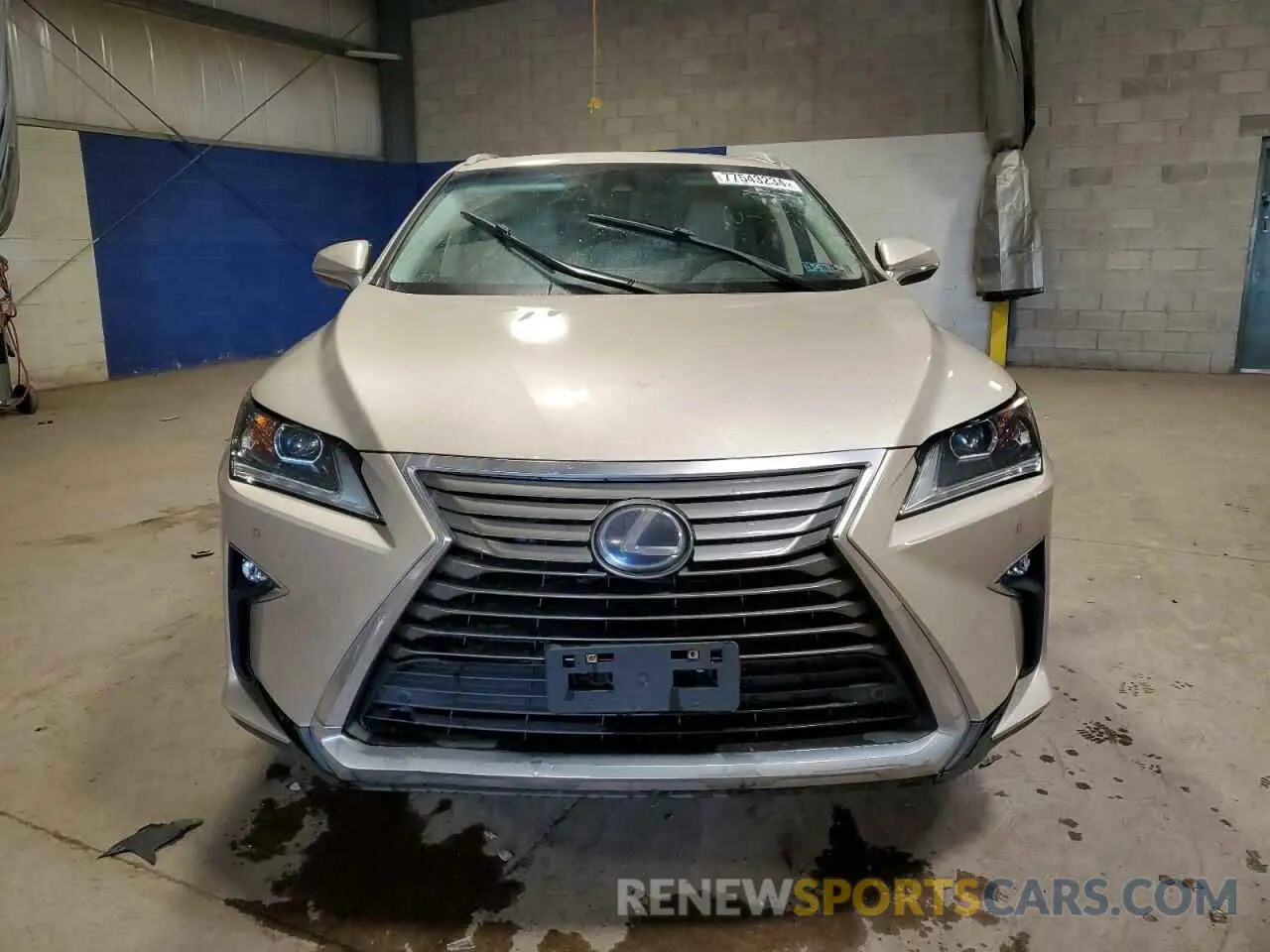 5 Photograph of a damaged car 2T2BGMCA2KC031397 LEXUS RX450 2019
