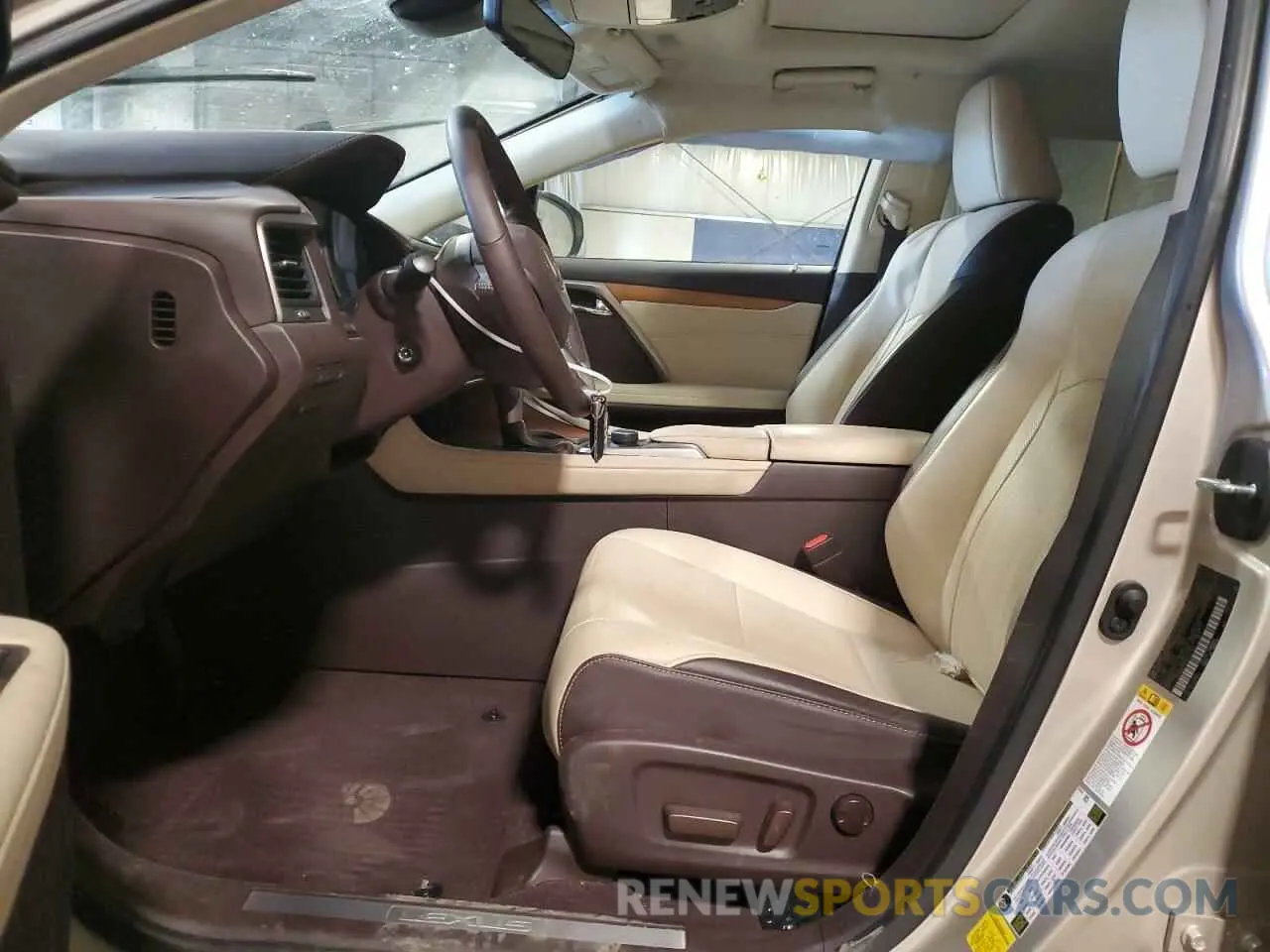 7 Photograph of a damaged car 2T2BGMCA2KC031397 LEXUS RX450 2019