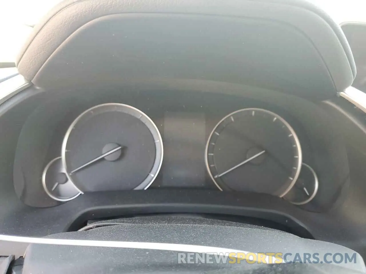 9 Photograph of a damaged car 2T2BGMCA3KC030470 LEXUS RX450 2019