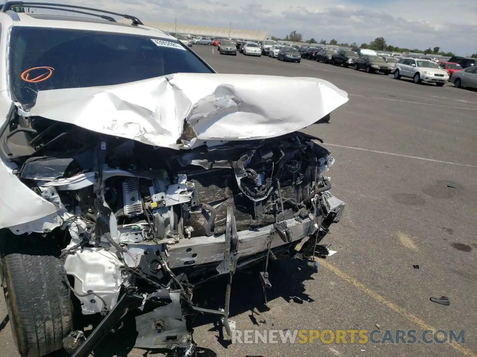 9 Photograph of a damaged car 2T2BGMCA3KC038648 LEXUS RX450 2019