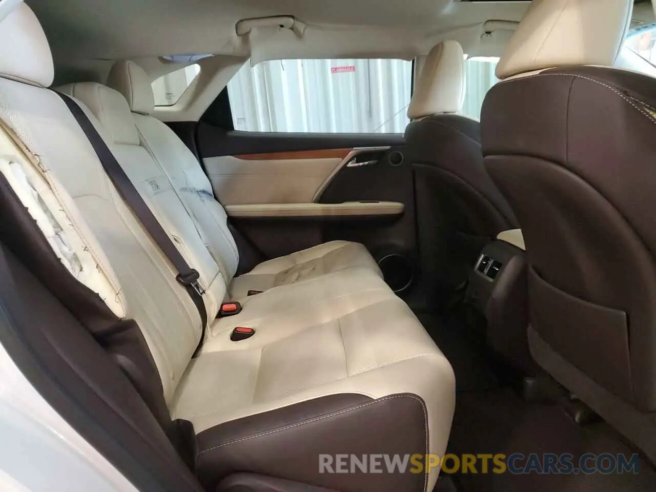 11 Photograph of a damaged car 2T2BGMCA4KC042921 LEXUS RX450 2019