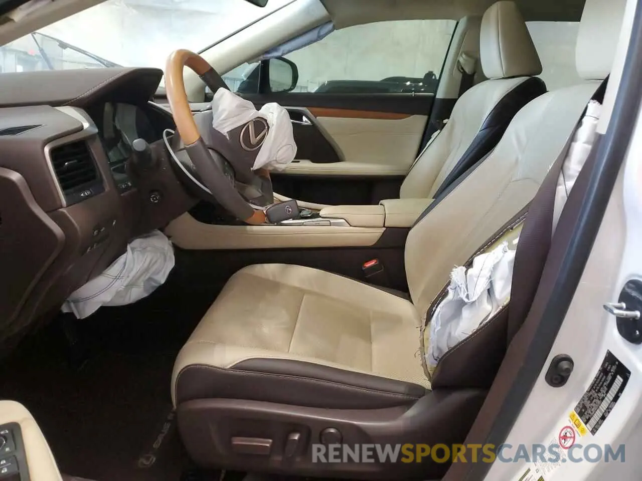 7 Photograph of a damaged car 2T2BGMCA4KC042921 LEXUS RX450 2019