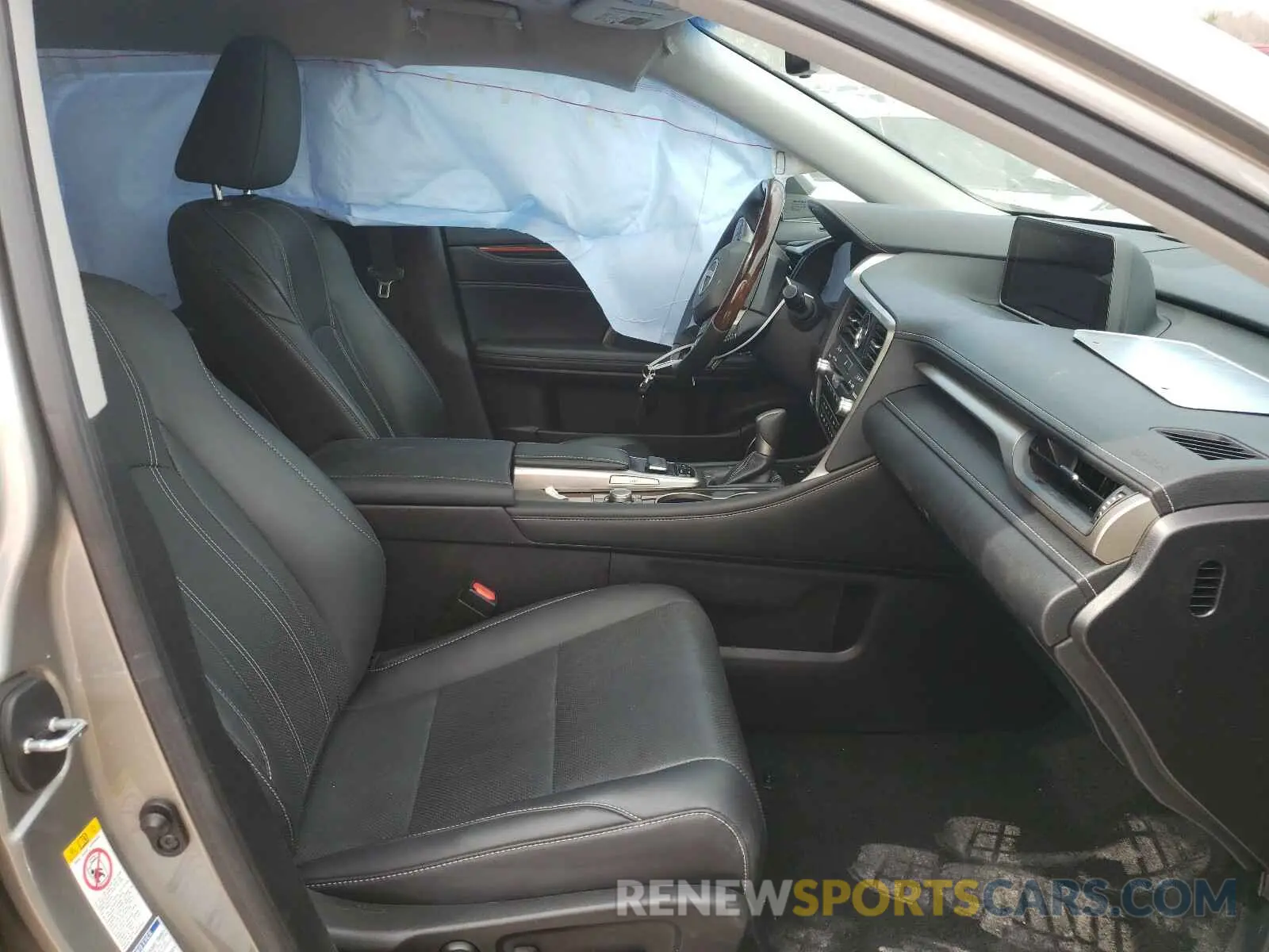 5 Photograph of a damaged car 2T2BGMCA6KC039213 LEXUS RX450 2019