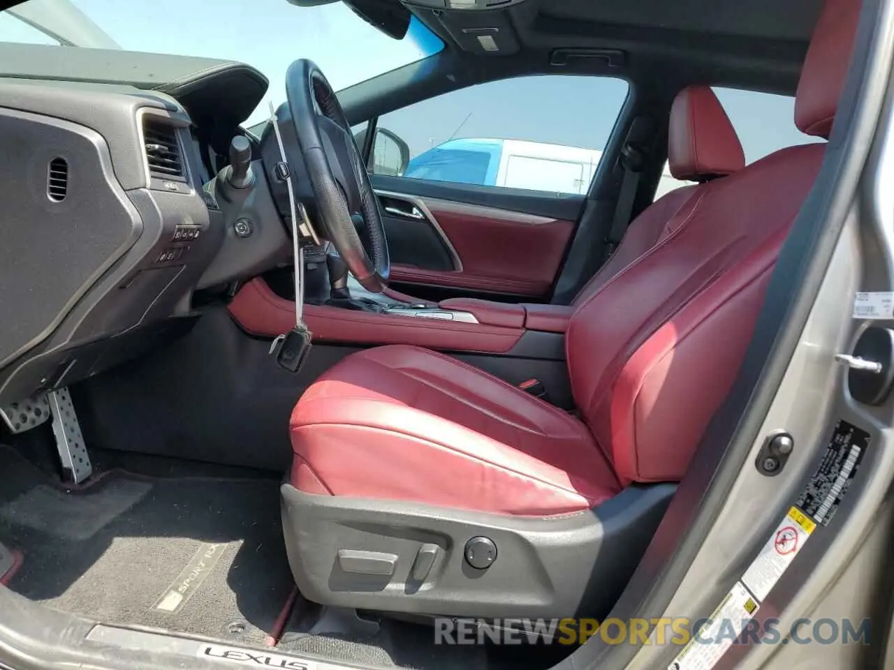 7 Photograph of a damaged car 2T2BGMCA6KC039793 LEXUS RX450 2019