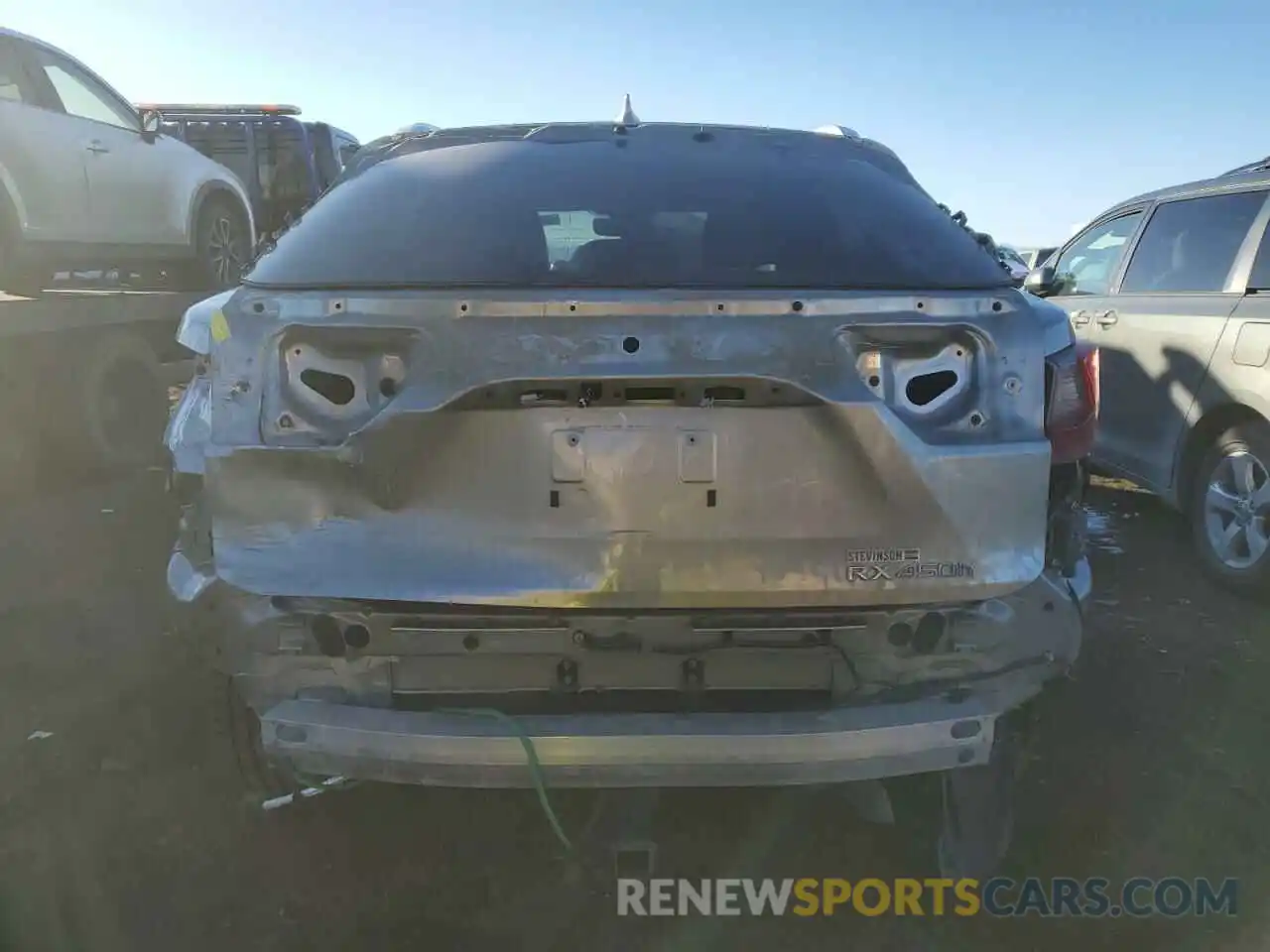 6 Photograph of a damaged car 2T2BGMCA7KC034330 LEXUS RX450 2019